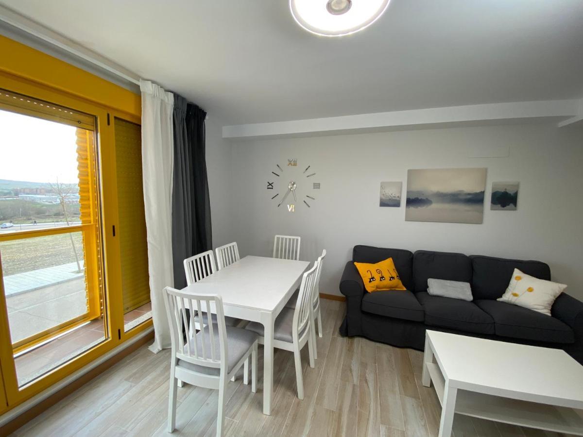 Apartamento Nuevo, Accesible Y Con Piscina !!! Саламанка Экстерьер фото