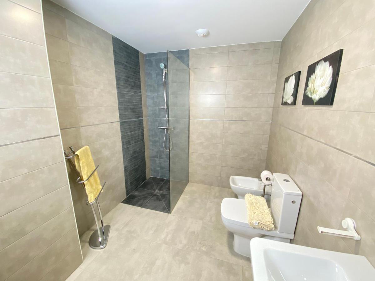 Apartamento Nuevo, Accesible Y Con Piscina !!! Саламанка Экстерьер фото